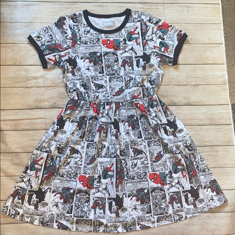 Marvel Spider Man Comic book dress Sz small